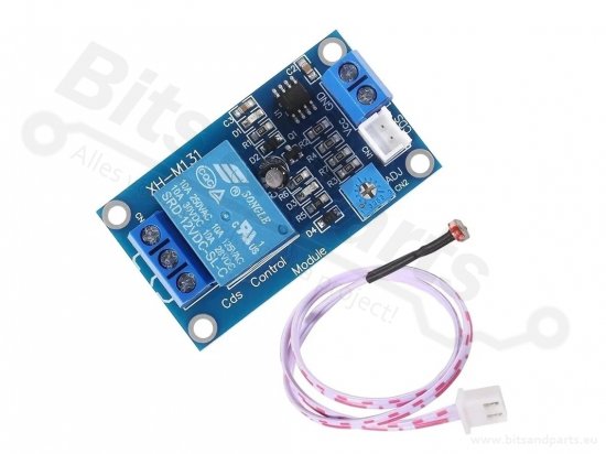 Relais board met lichtsensor XH-M131 12V